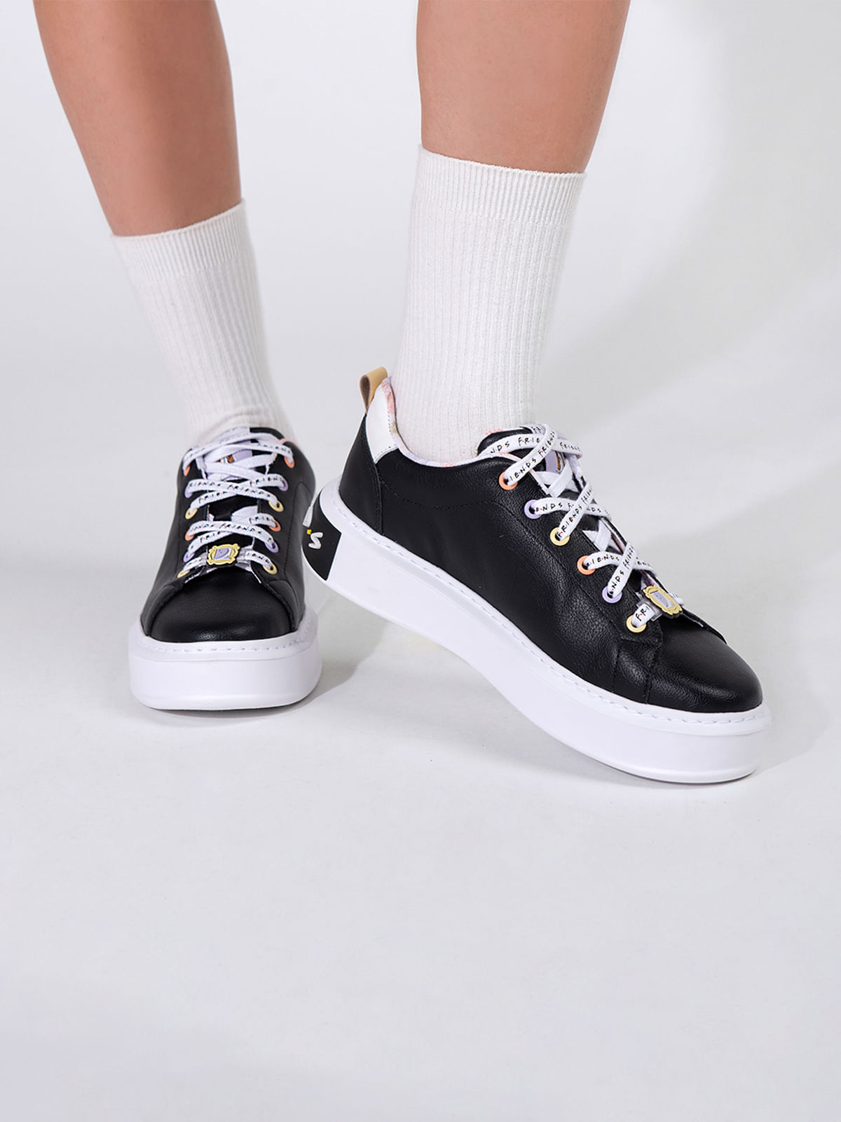 Zapatilla Friends Mujer Tribeca