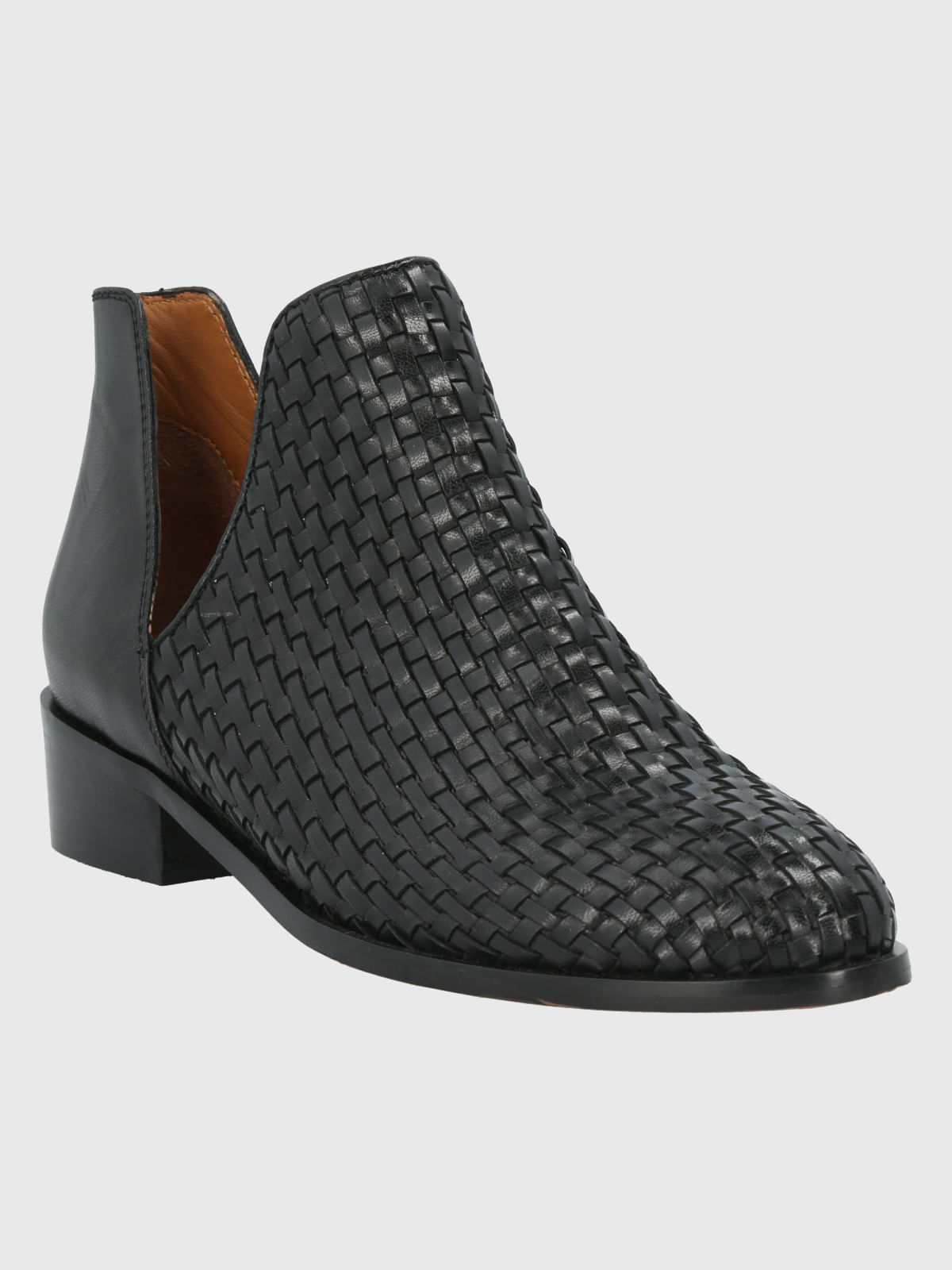 BOTIN CUERO VITORIA NEGRO