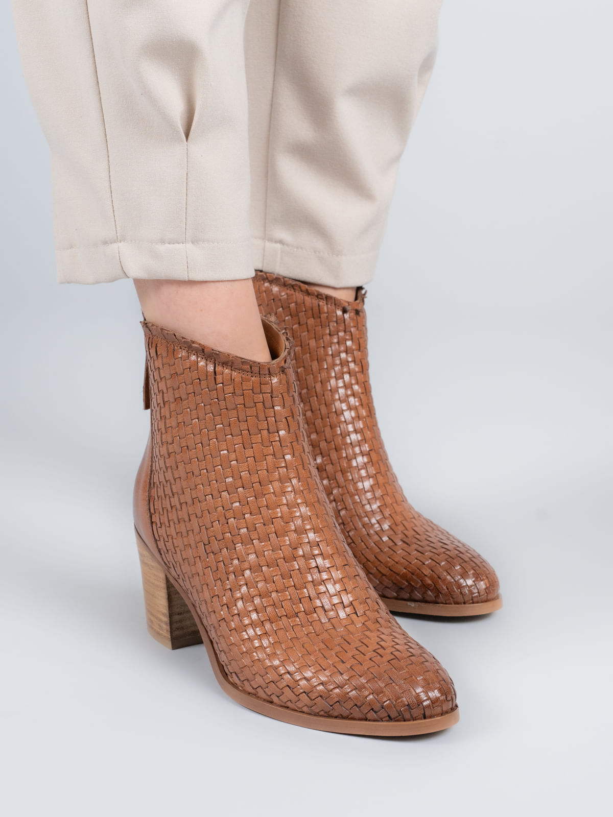 Botin Cuero Mujer Veras Café Claro