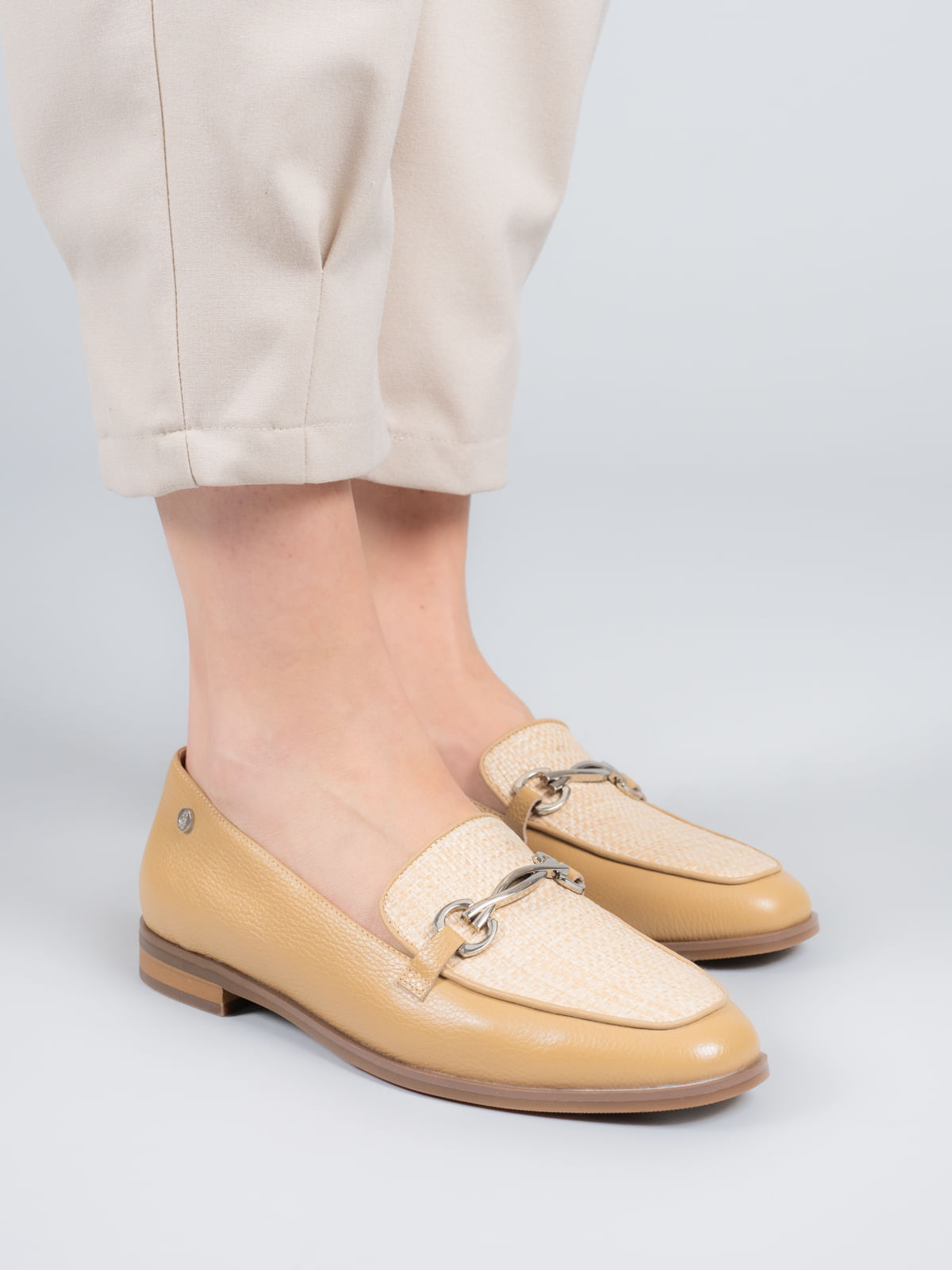 Mocasin Cuero Mujer Ambires Café Claro