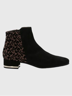 Botin Brunate Cuero Mujer Renata Negro Hush Puppies