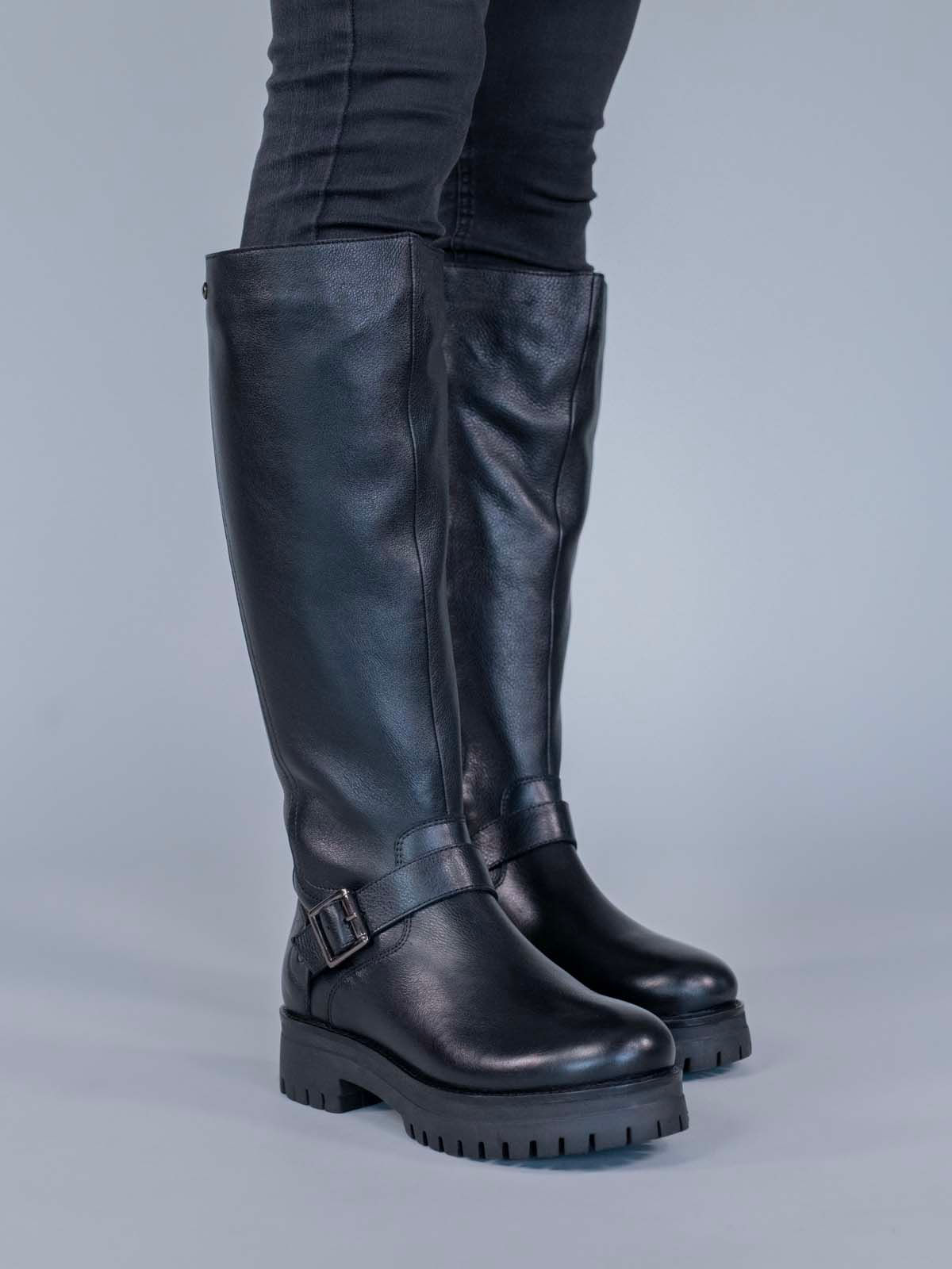 Bota Cuero Londa Negro Hush Puppies
