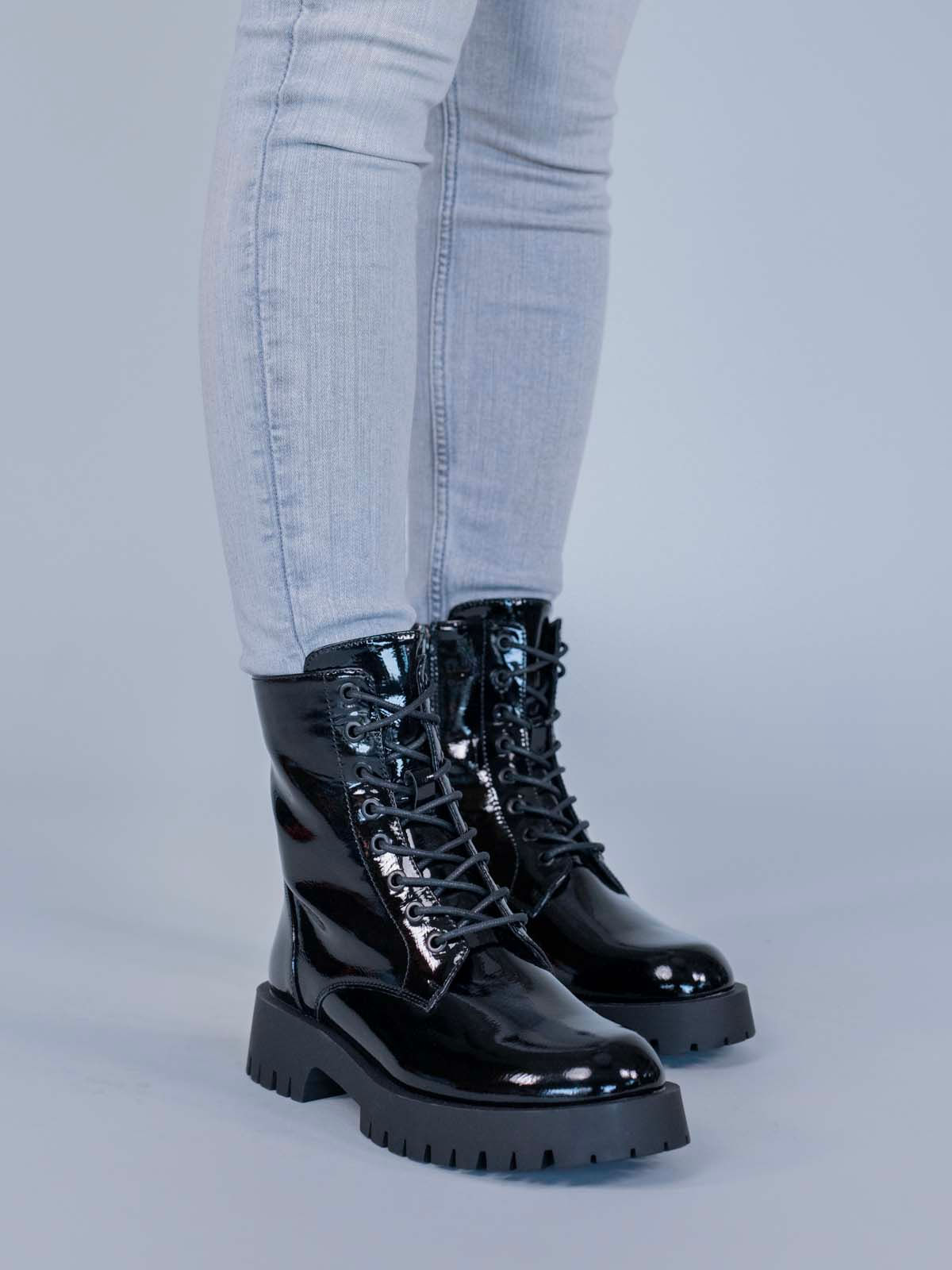 Botin Orion Negro Hush Puppies