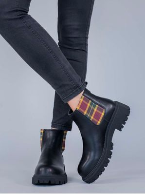 Botin Cuero Mujer Lacock Negro