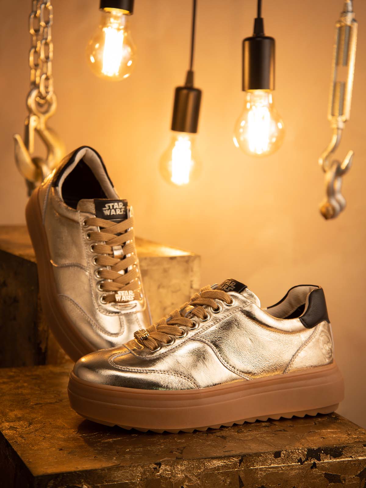 Zapatilla Mujer Star Wars C-3PO Dorado