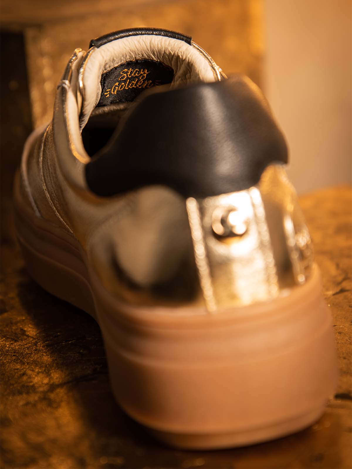 Zapatilla Mujer Star Wars C-3PO Dorado